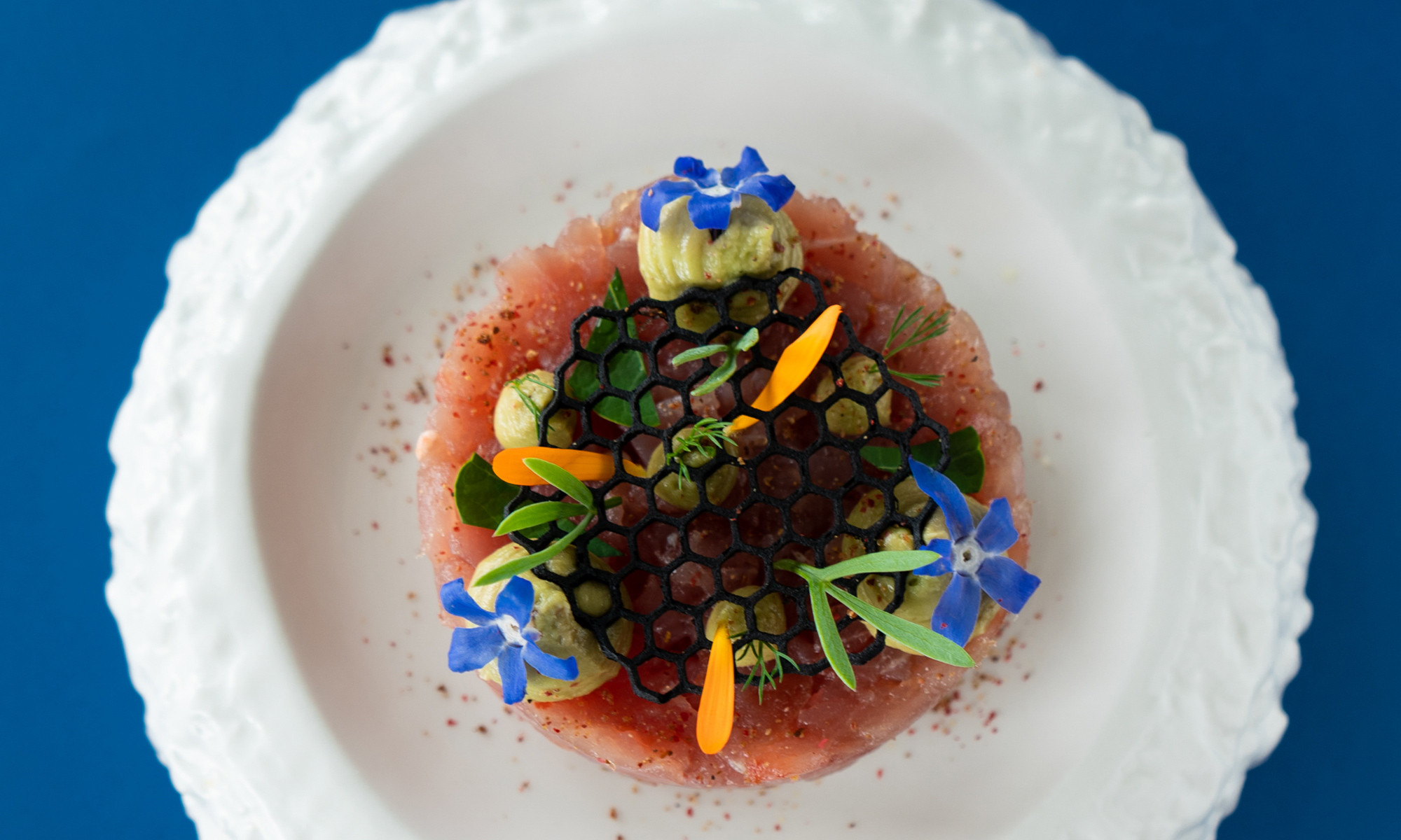 media.Slide_White-&-Blue_7Gruppo-Atlantic